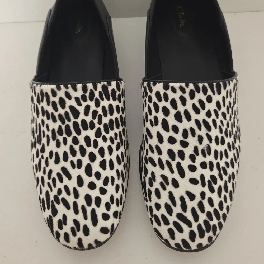 Clarks Pure Tone Women's Size 8 M Black White Leather Flat Comfort Loafers